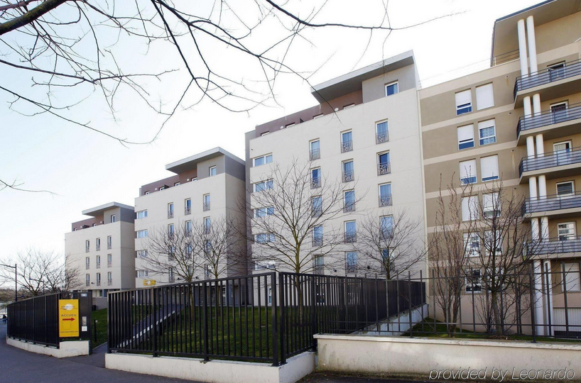 PARIS CERGY – Réf. : 363