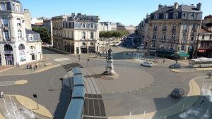 place tourny bordeaux 300x169 - Locations Airbnb : les mesures pour contrer le phénomène.