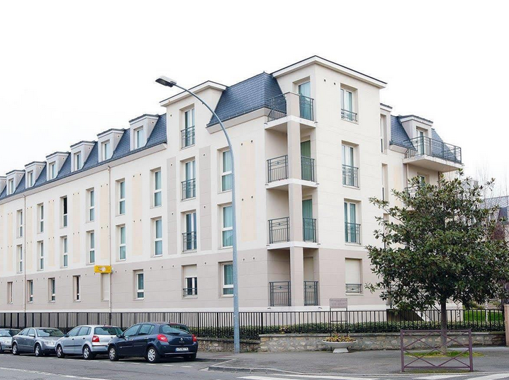 PARIS POISSY – Réf. : 364