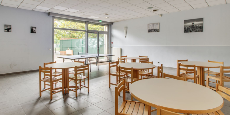 salle petit dej porte montmartre